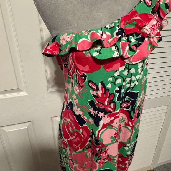 Lilly Pulitzer Whinnie “A Thing Called Love” One Shoulder Dress sz. LG